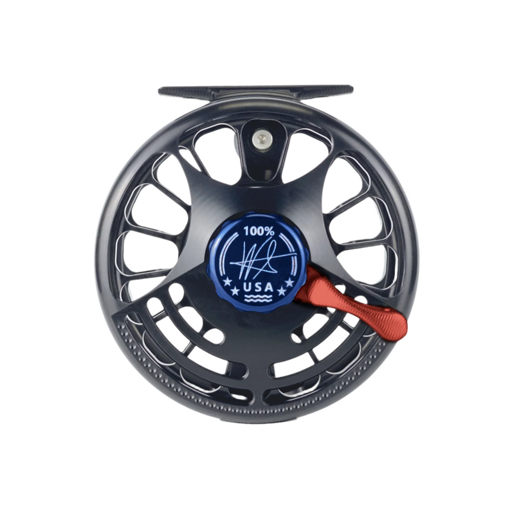 This outstanding reel, tailored to the 6-9 weight class, boasts a 4" diameter with a narrow design, ensuring a smooth and efficient line pickup.