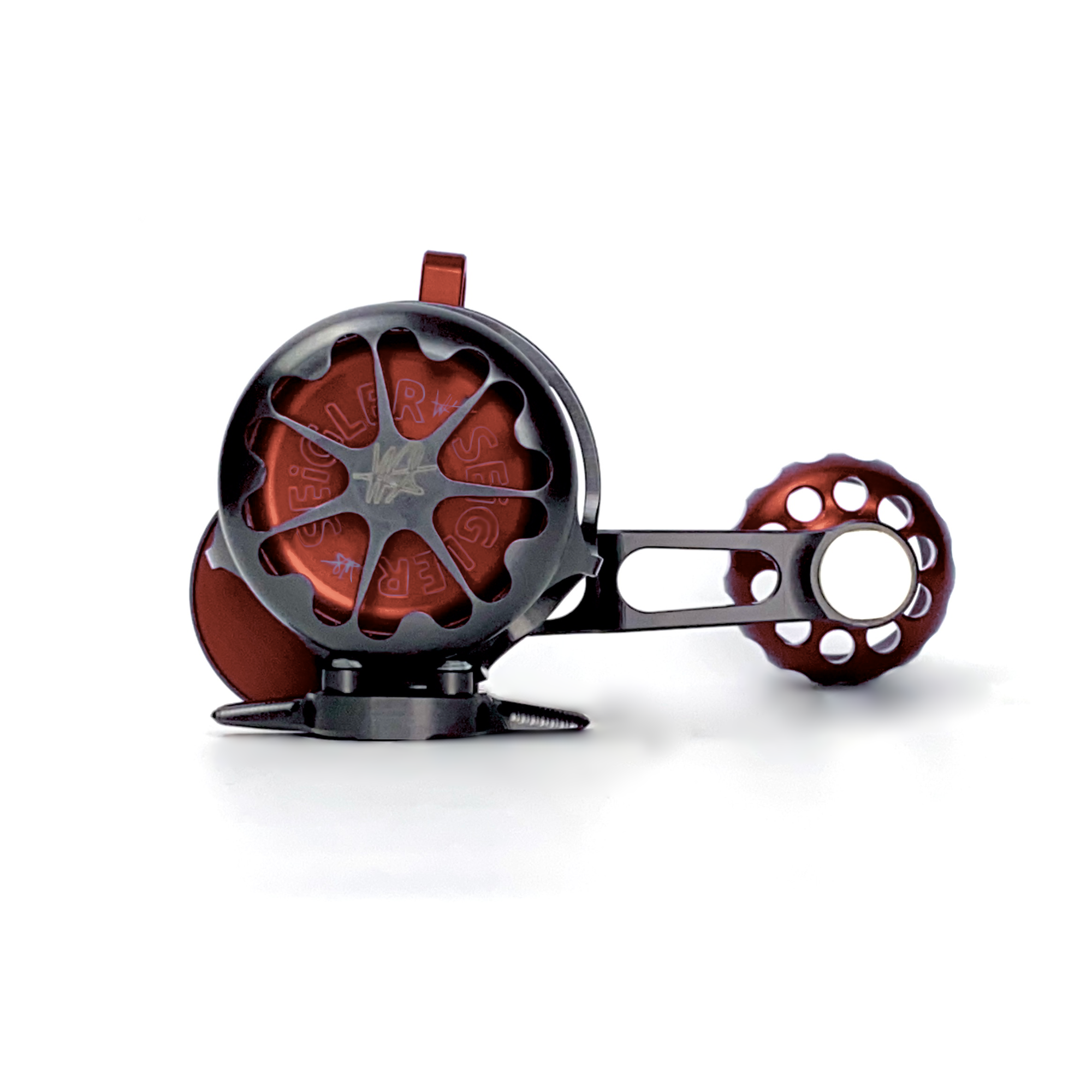 The SGN Signature Edition fishing reel encompasses all the features of the SGN, but it is finely tuned and significantly lighter. Each batch of these reels is meticulously hand-built by Wes himself as part of a limited production.